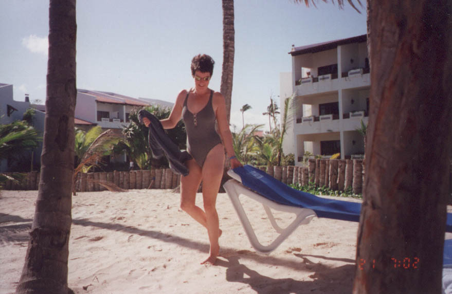 beachBabe2